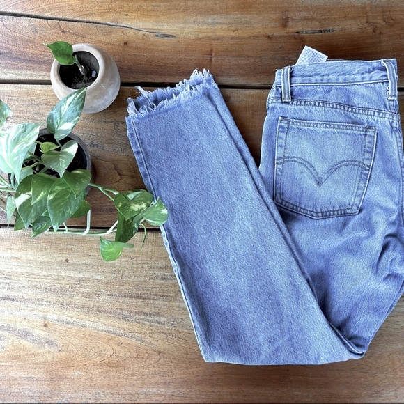 Levis Wedgie 25 - Picture 3 of 16